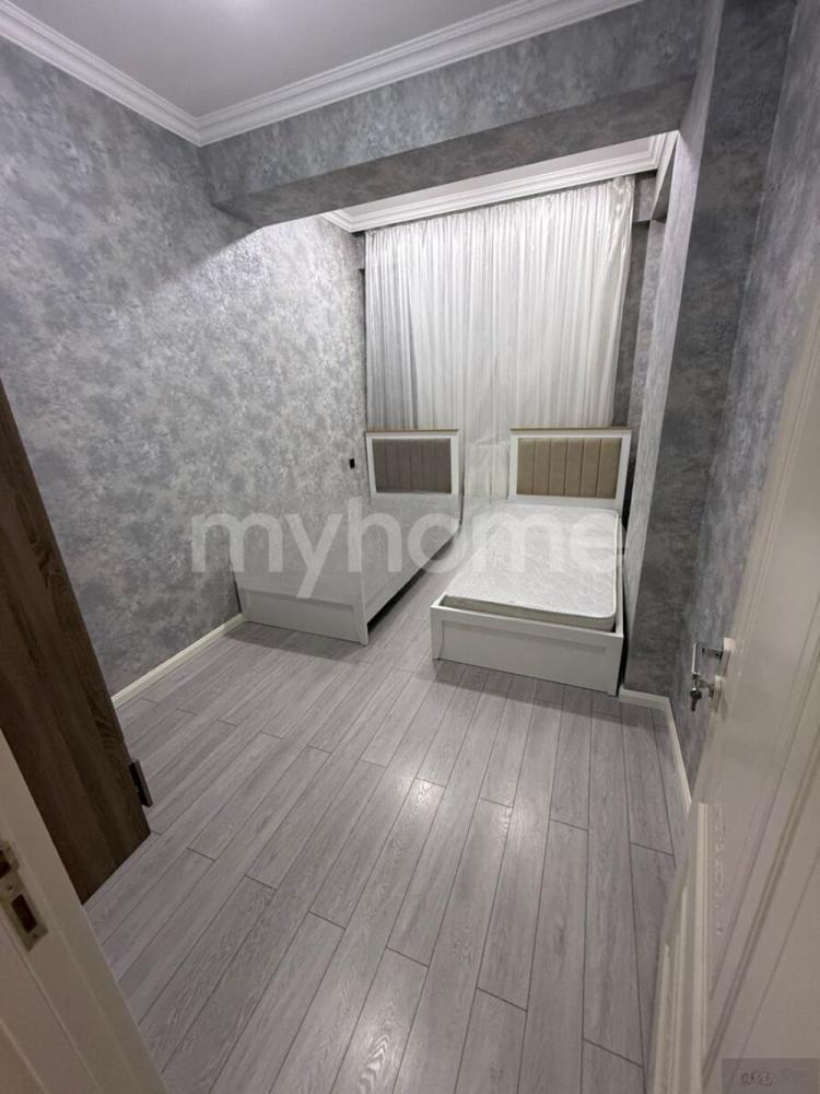 Bakı şəhəri 120m² mənzil kirayə verilir