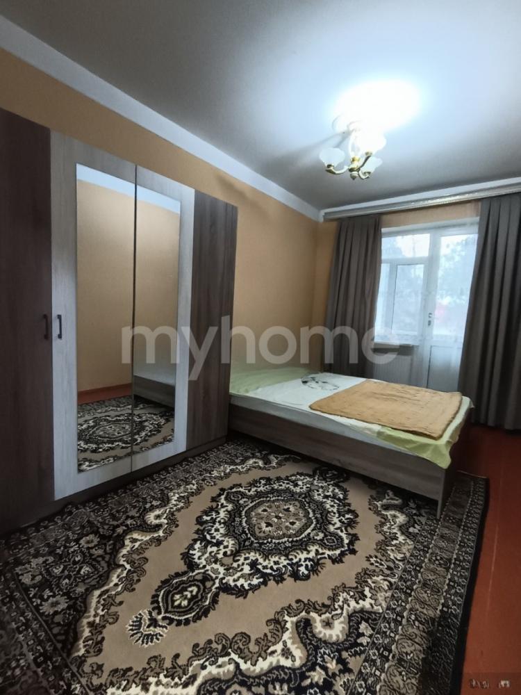 Şirvan qəsəbəsi 80m² mənzil kirayə verilir