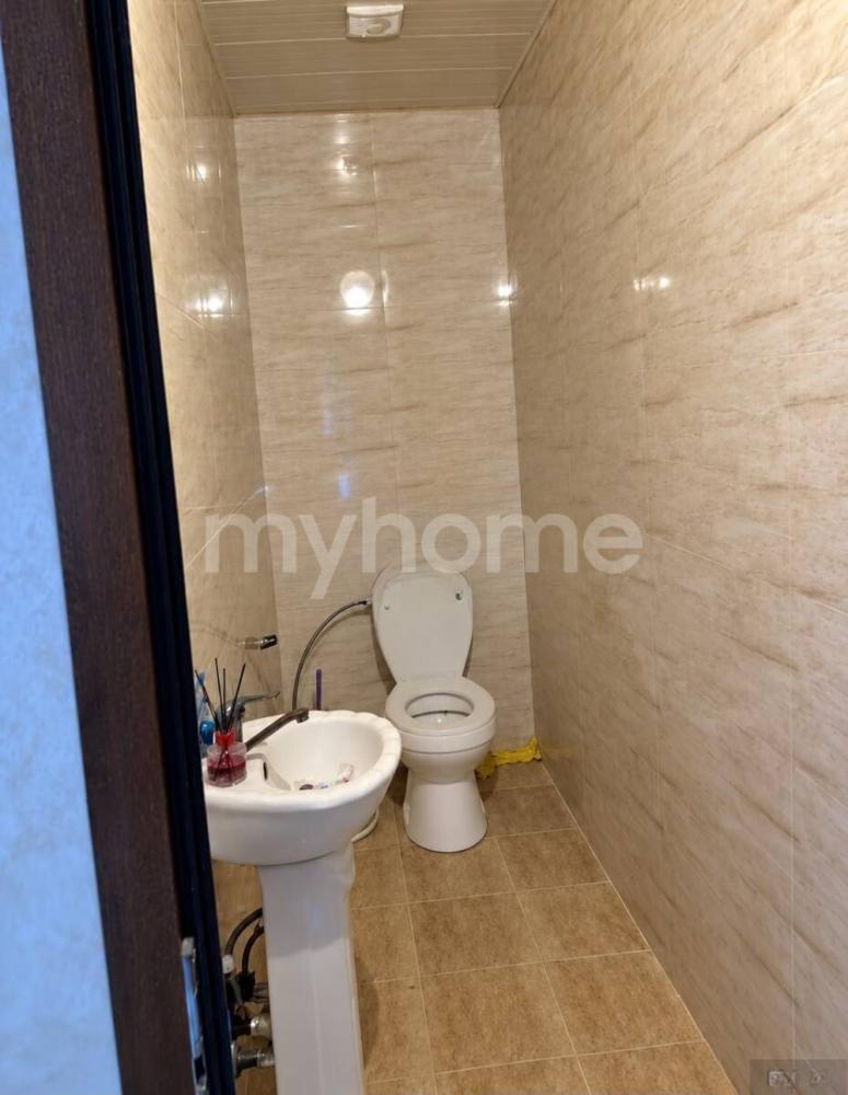 Bakı şəhəri 70m² mənzil satılır