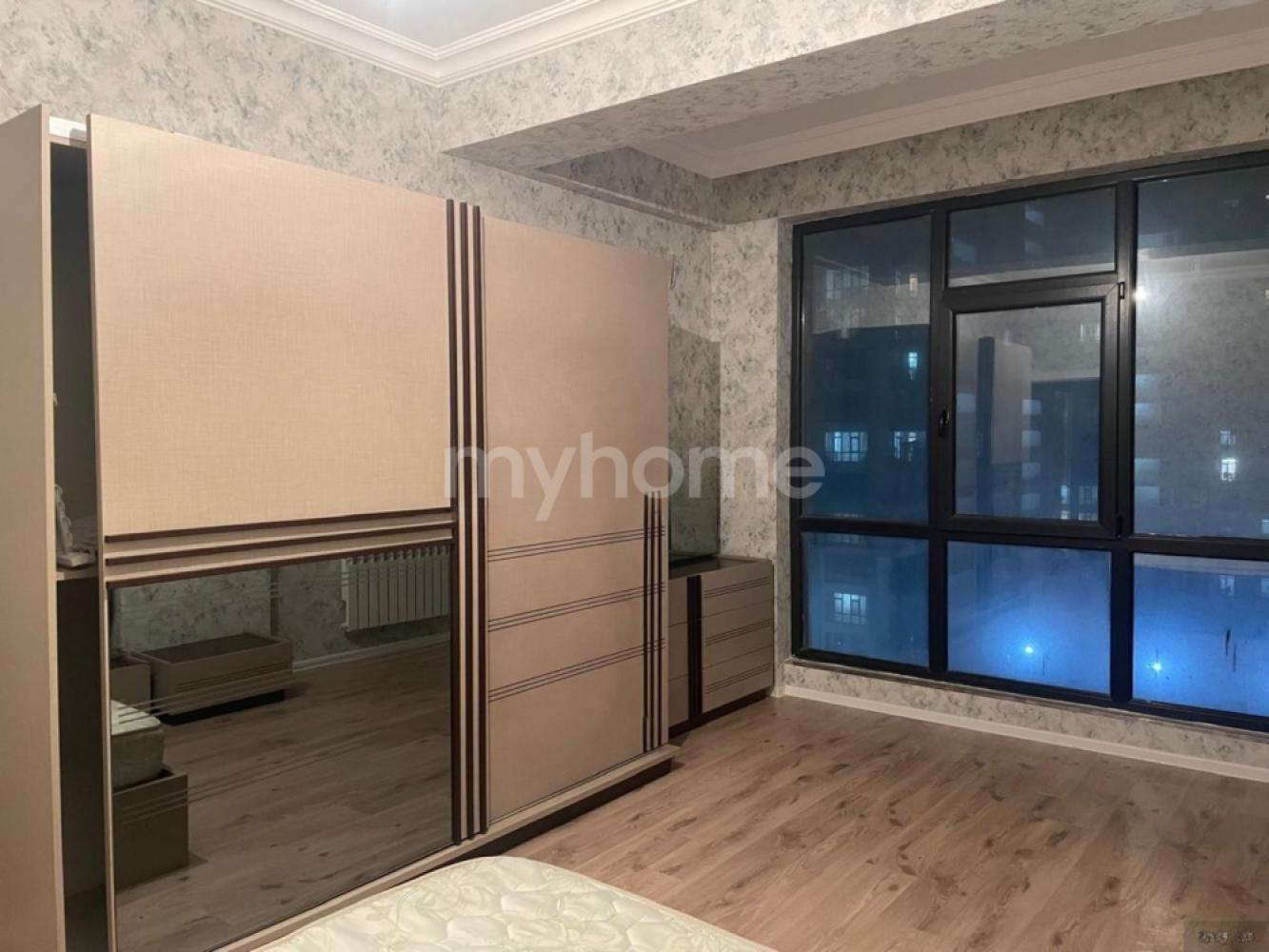 Sumqayıt şəhəri 75m² mənzil kirayə verilir