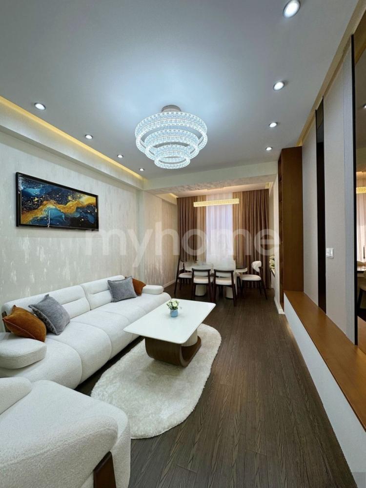 Badamdar qəsəbəsi 108m² mənzil satılır