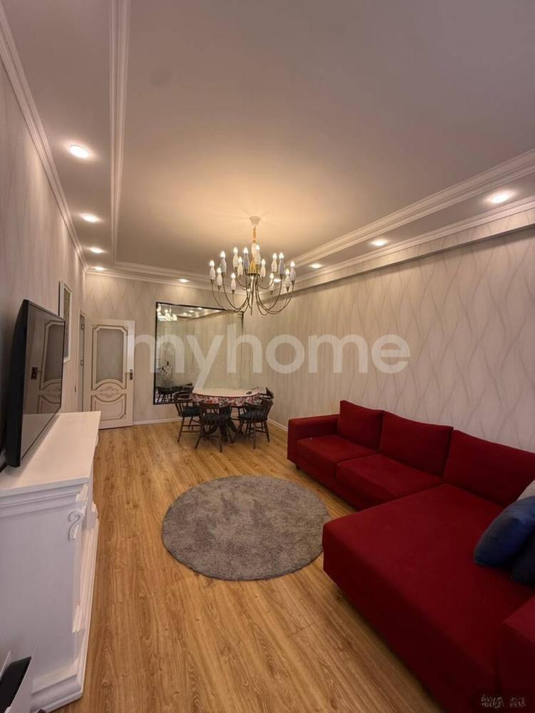 Bakı şəhəri 95m² mənzil satılır