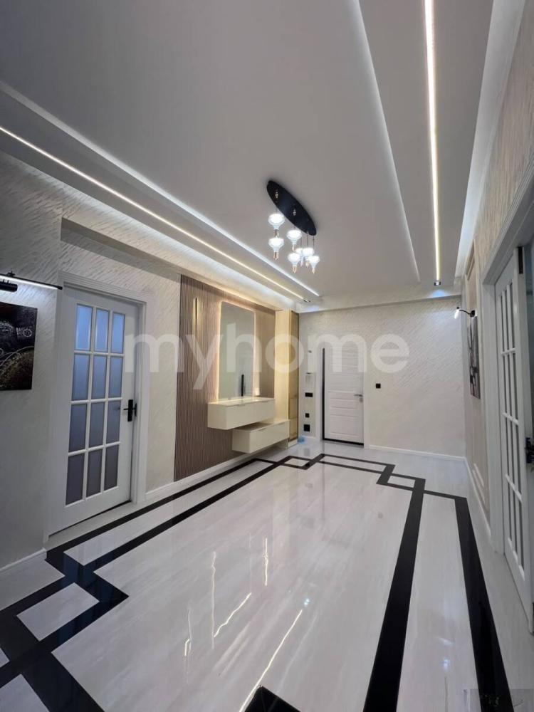 Bakı şəhəri 117m² mənzil satılır