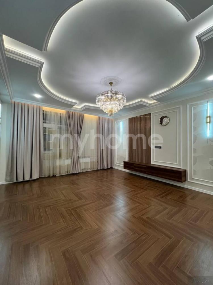 Bakı şəhəri 117m² mənzil satılır