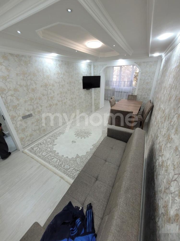 Gəncəli qəsəbəsi 90m² mənzil kirayə verilir