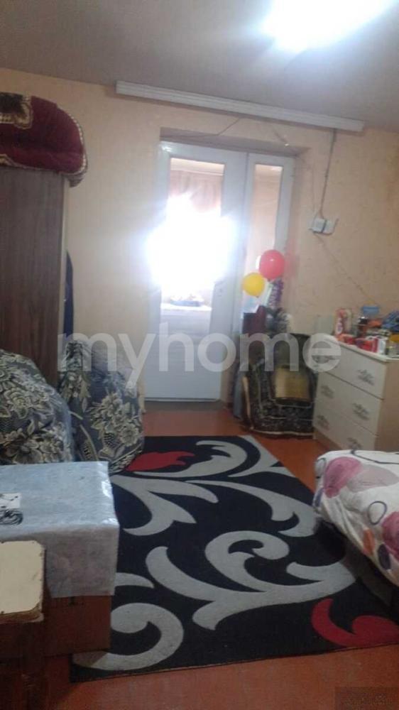 Maştağa qəsəbəsi 60m² mənzil satılır