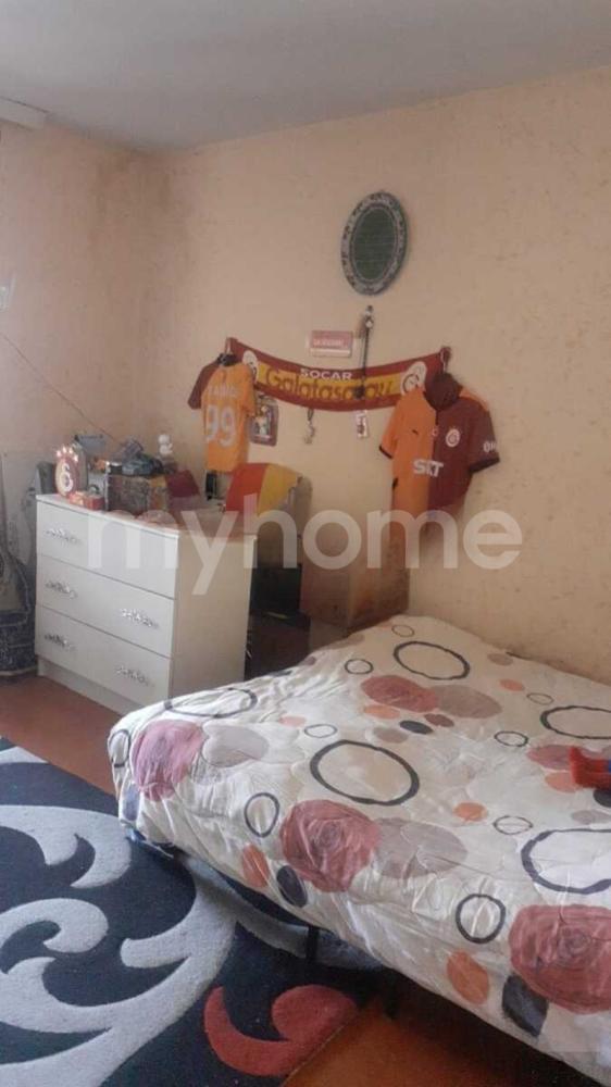 Maştağa qəsəbəsi 60m² mənzil satılır