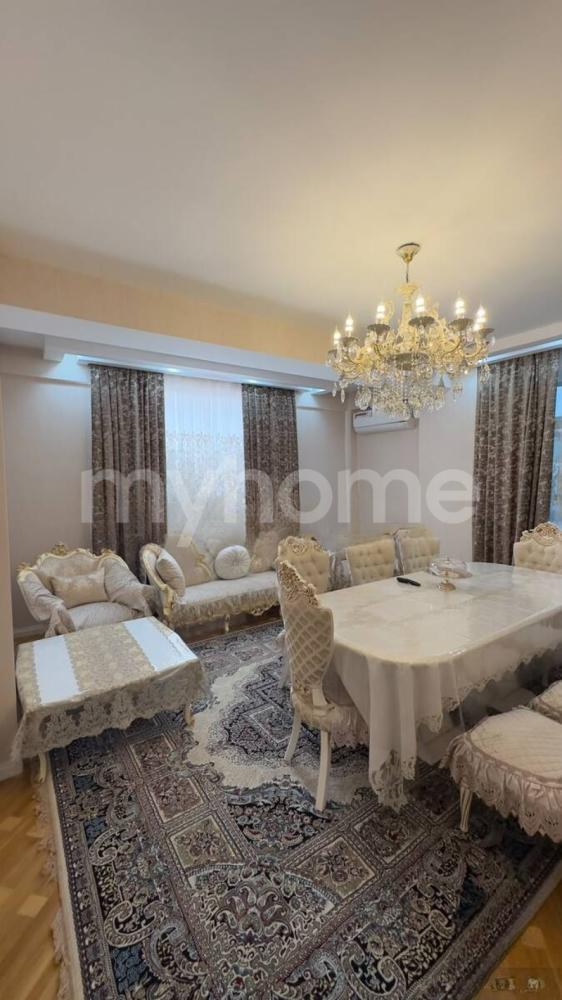 Bakı şəhəri 116m² mənzil satılır
