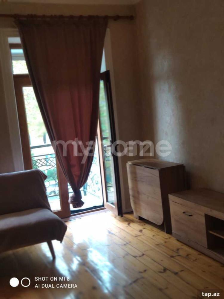 Gəncəli qəsəbəsi 90m² mənzil satılır