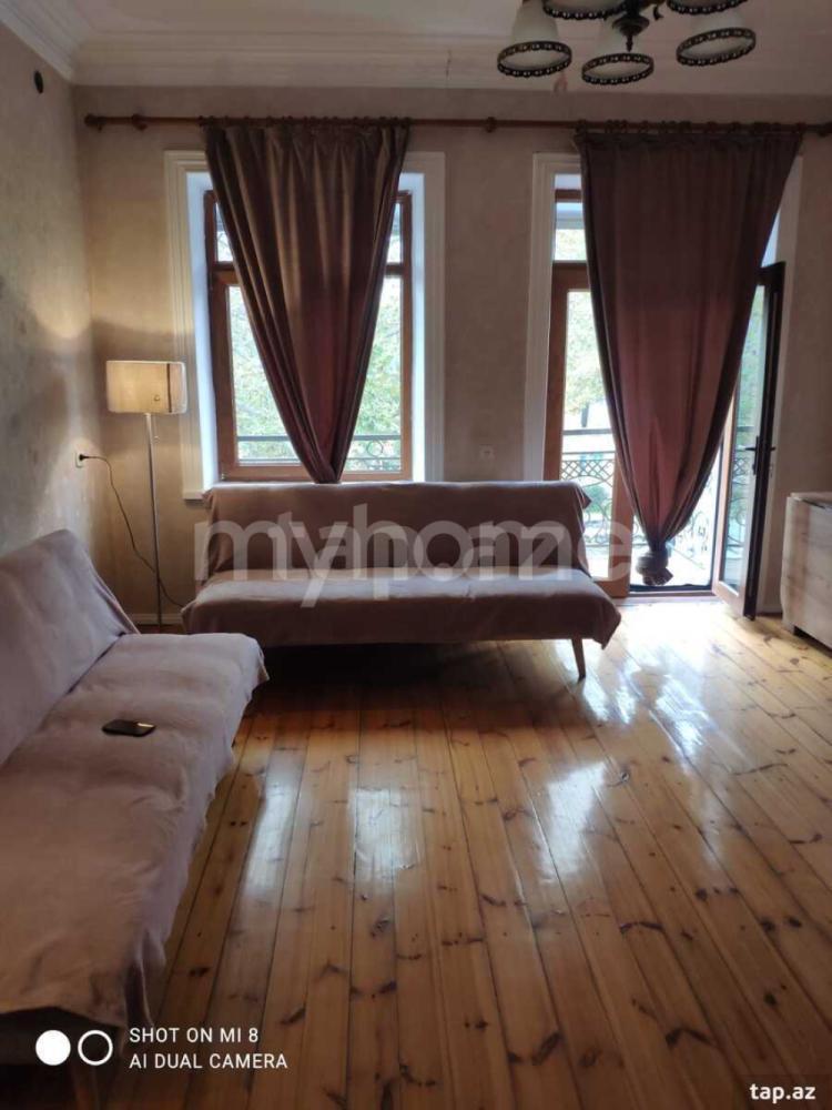 Gəncəli qəsəbəsi 90m² mənzil satılır