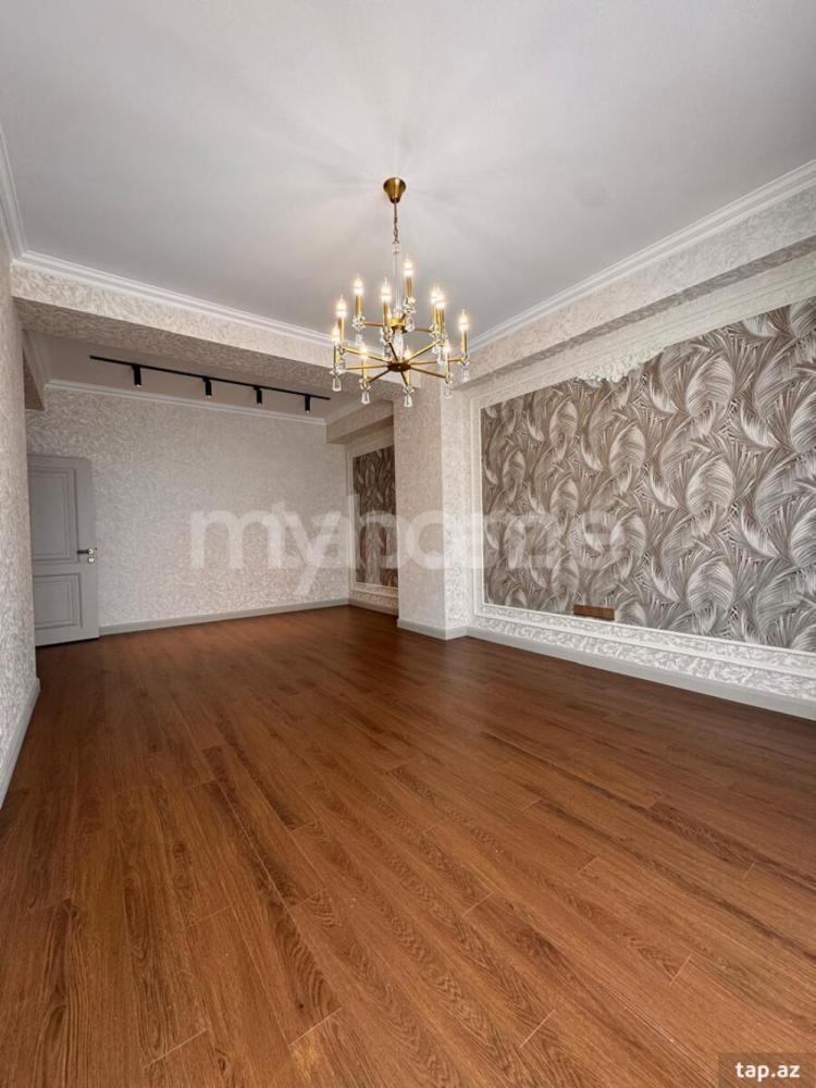 Bakı şəhəri 75m² mənzil satılır