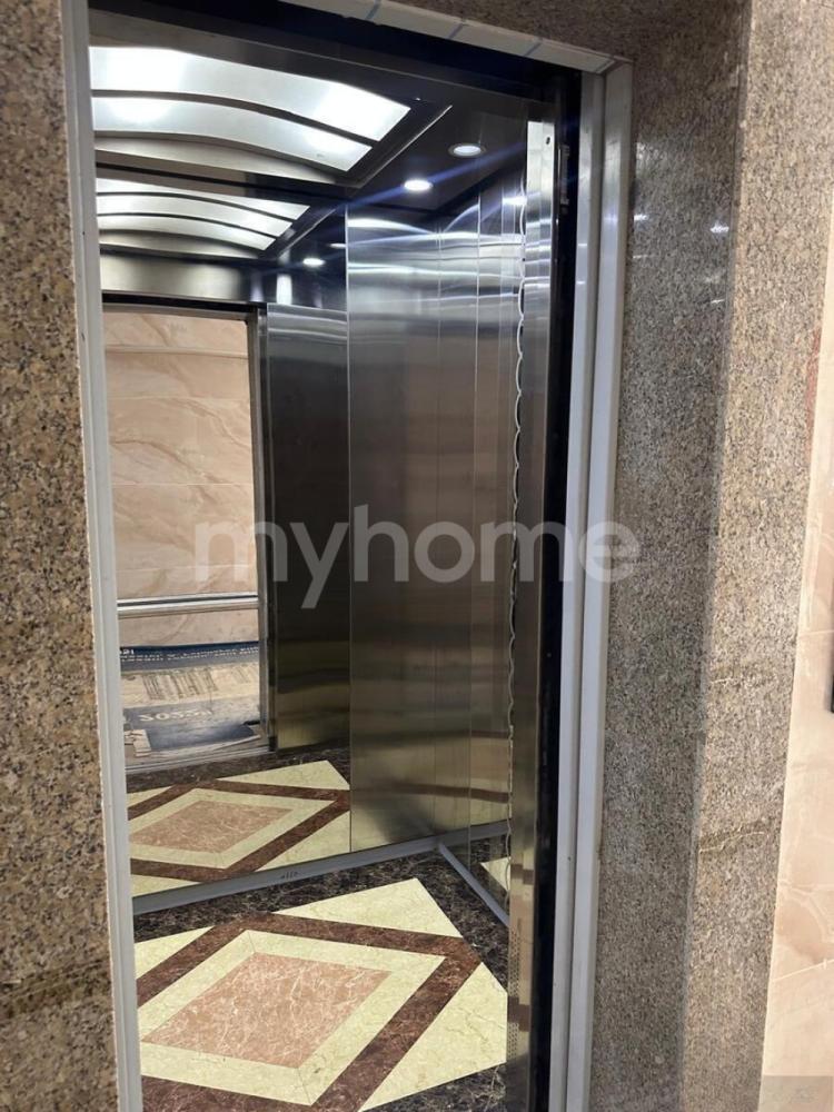 Yeni Günəşli qəsəbəsi 59m² mənzil satılır