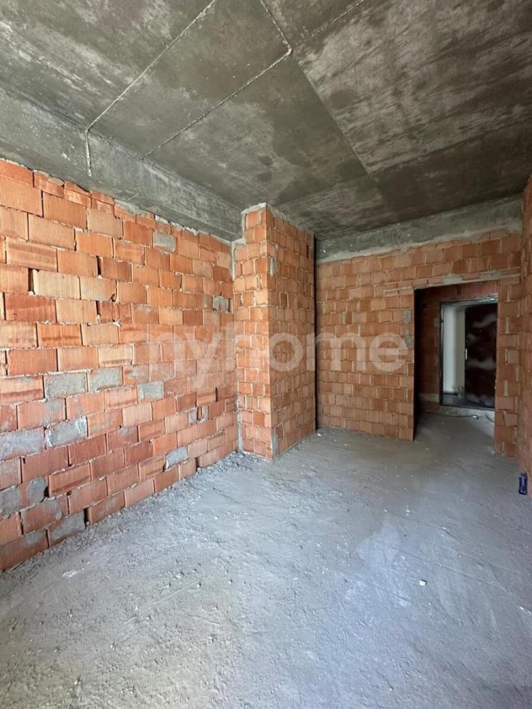 Yeni Günəşli qəsəbəsi 59m² mənzil satılır