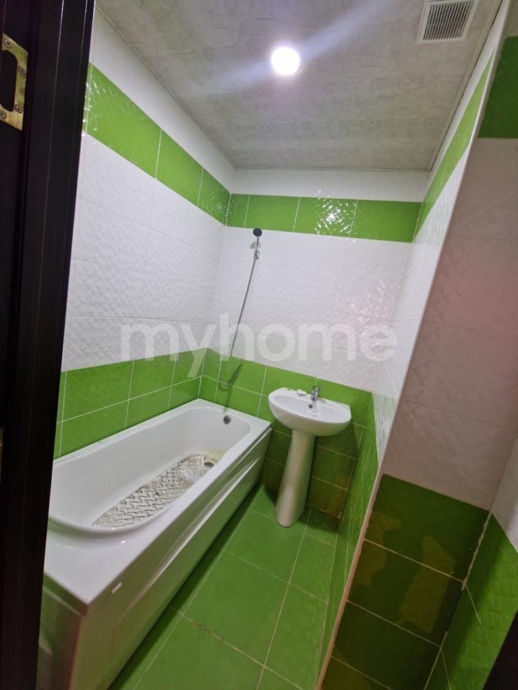 Bayıl qəsəbəsi 70m² mənzil kirayə verilir
