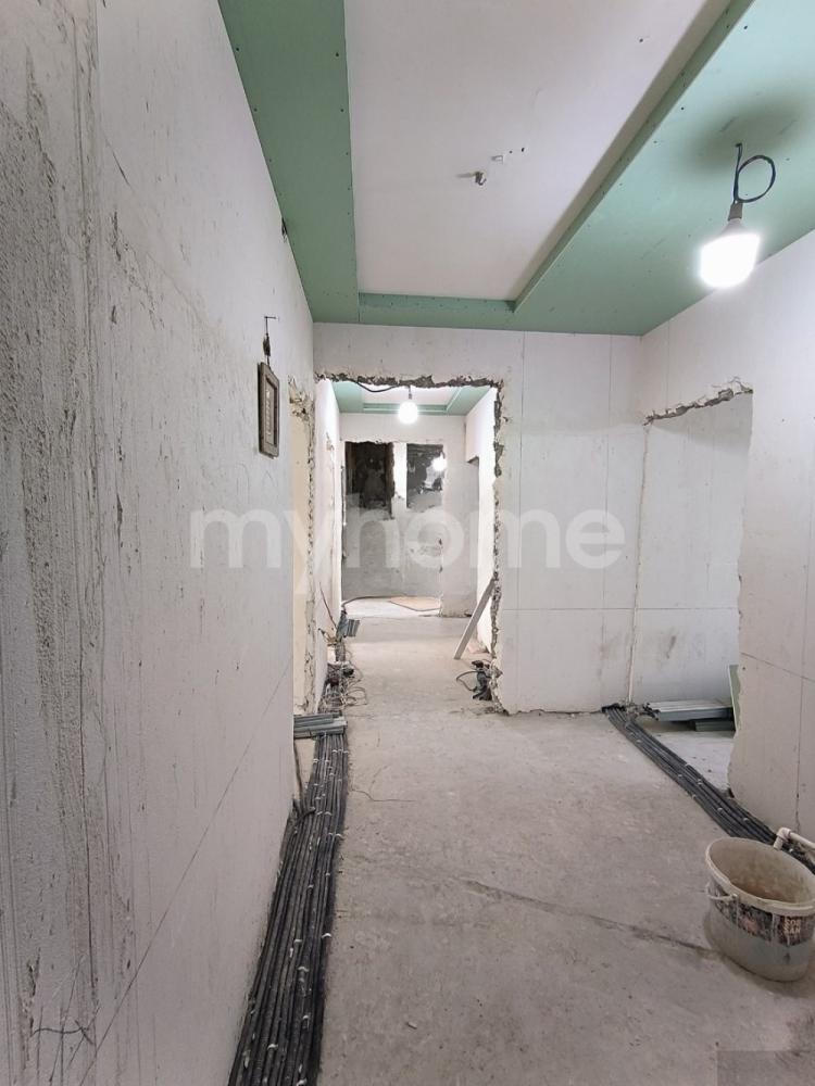 Bakı şəhəri 120m² mənzil satılır