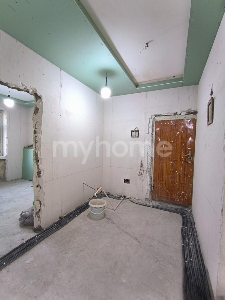 Bakı şəhəri 120m² mənzil satılır