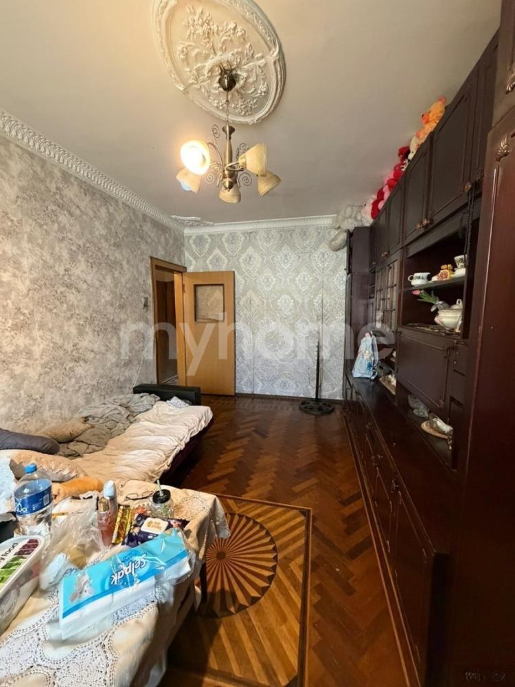 Həzi Aslanov qəsəbəsi 50m² mənzil satılır