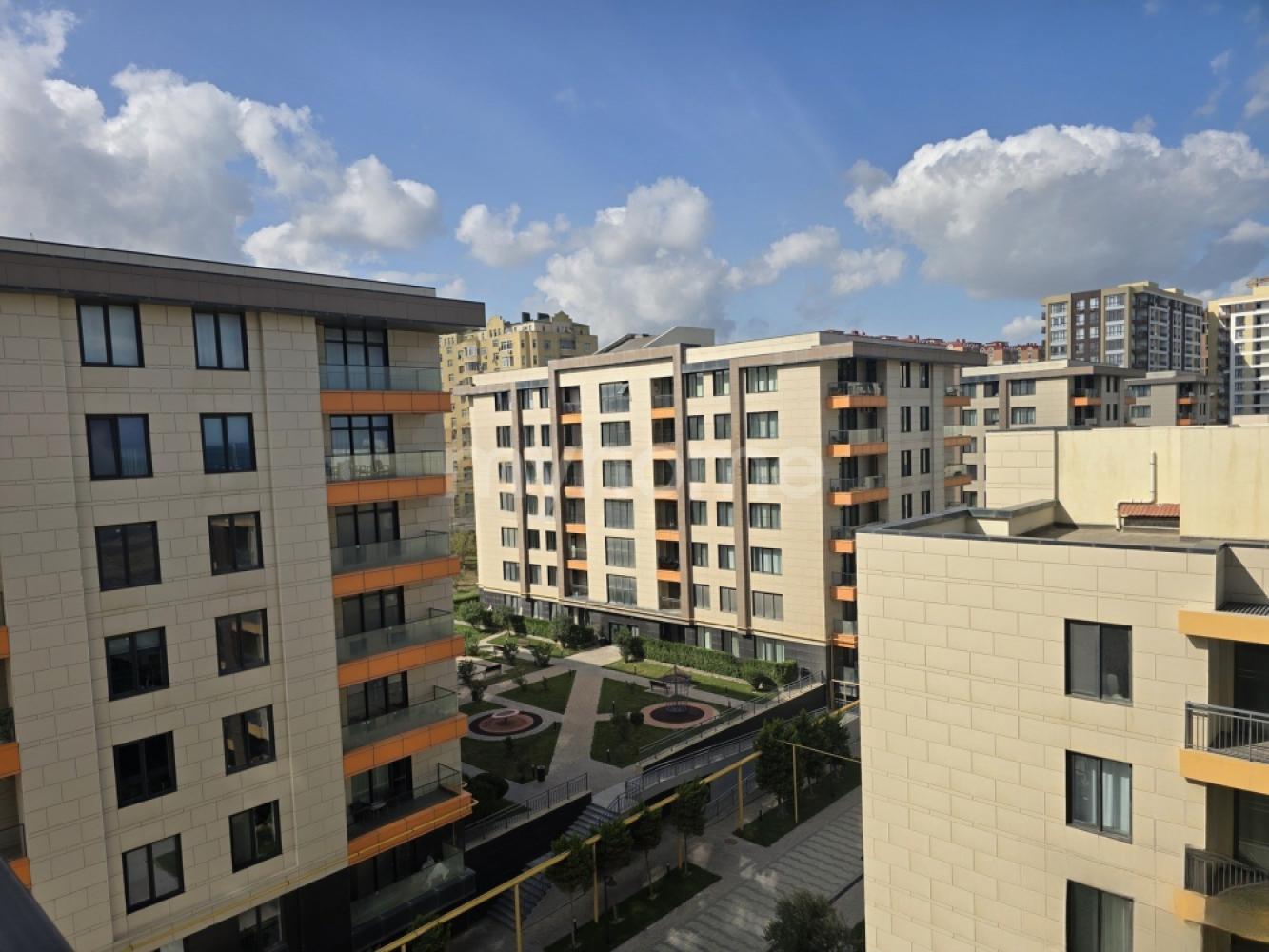 Sumqayıt şəhəri 83m² mənzil satılır