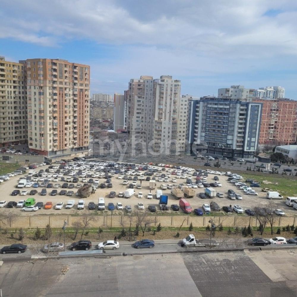 Bakı şəhəri 92m² mənzil satılır
