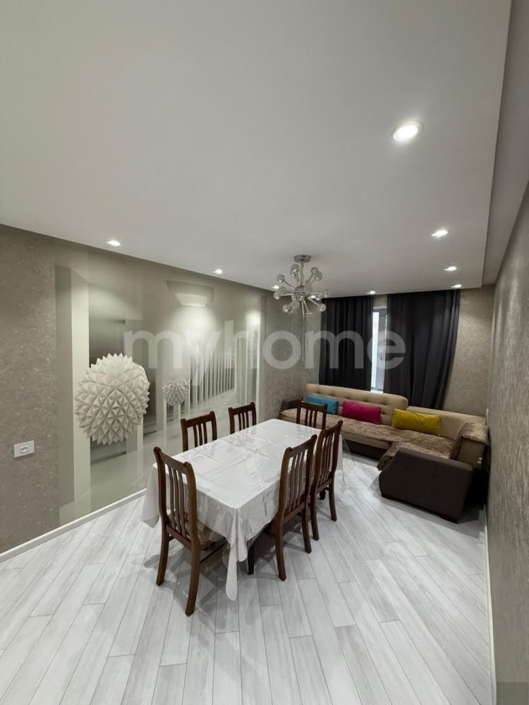 Həzi Aslanov qəsəbəsi 80m² mənzil kirayə verilir