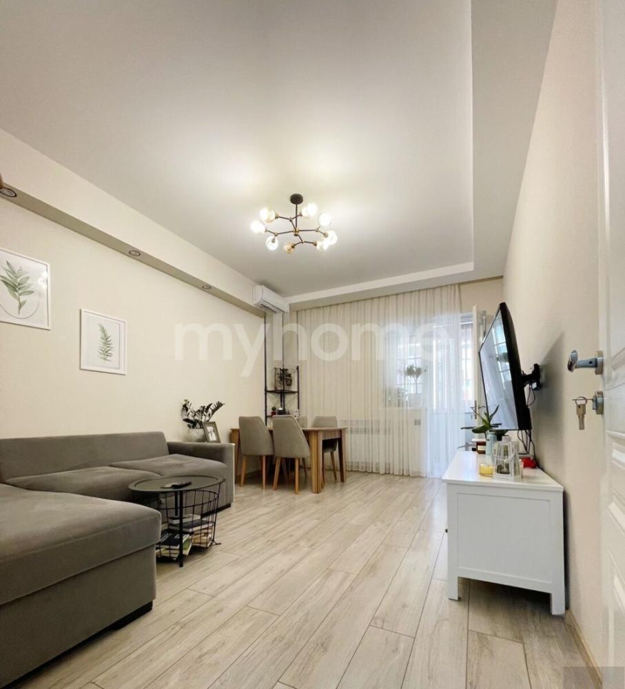 Əhmədli qəsəbəsi 63m² mənzil satılır