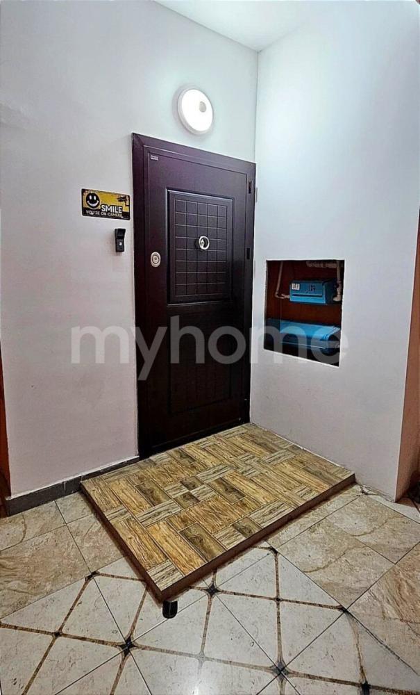 Əhmədli qəsəbəsi 63m² mənzil satılır