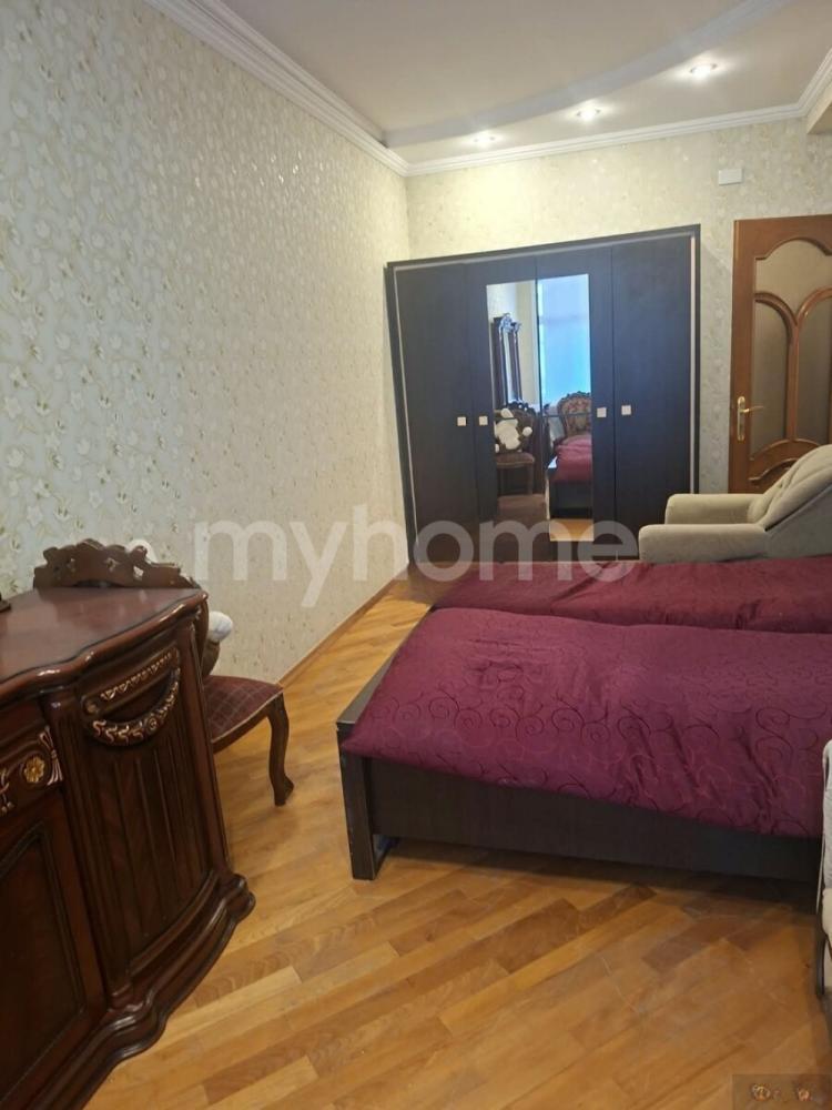 Həzi Aslanov qəsəbəsi 85m² mənzil kirayə verilir