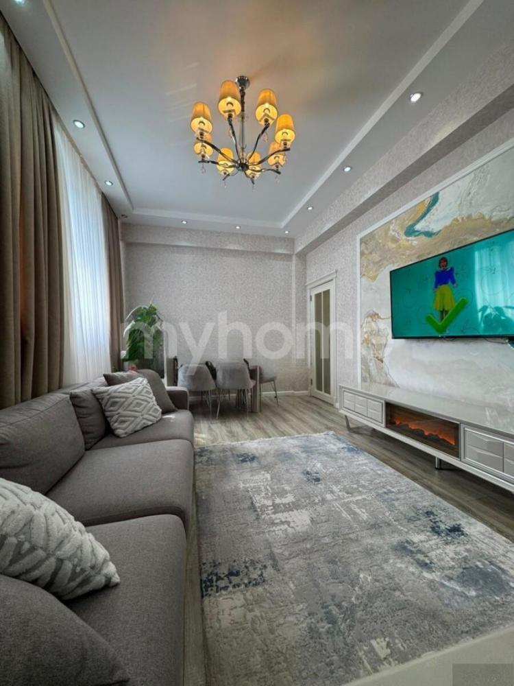 Yasamal qəsəbəsi 62m² mənzil satılır