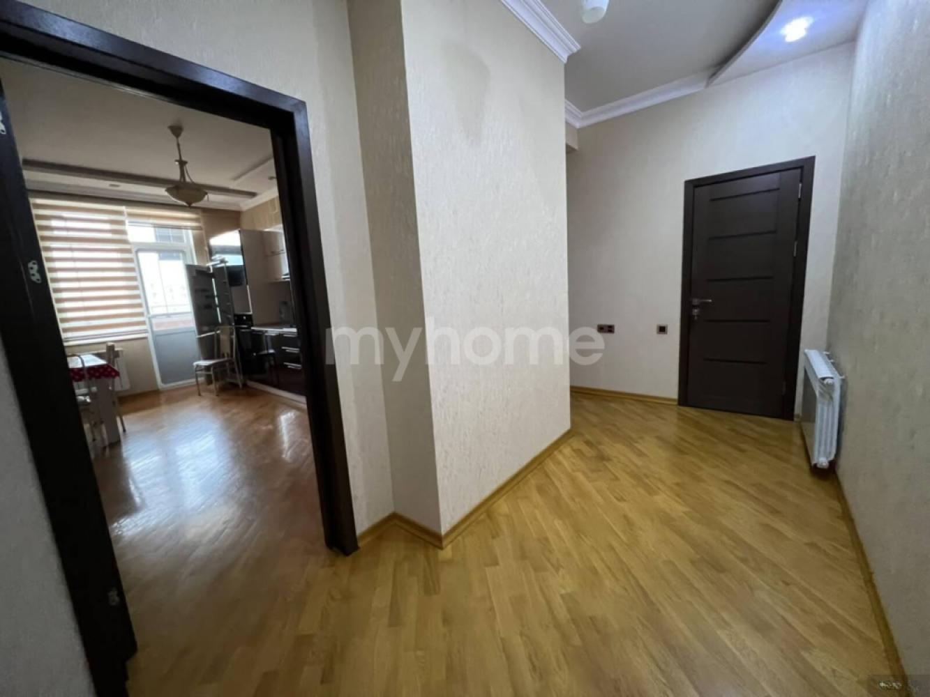 Bakı şəhəri 85m² mənzil satılır