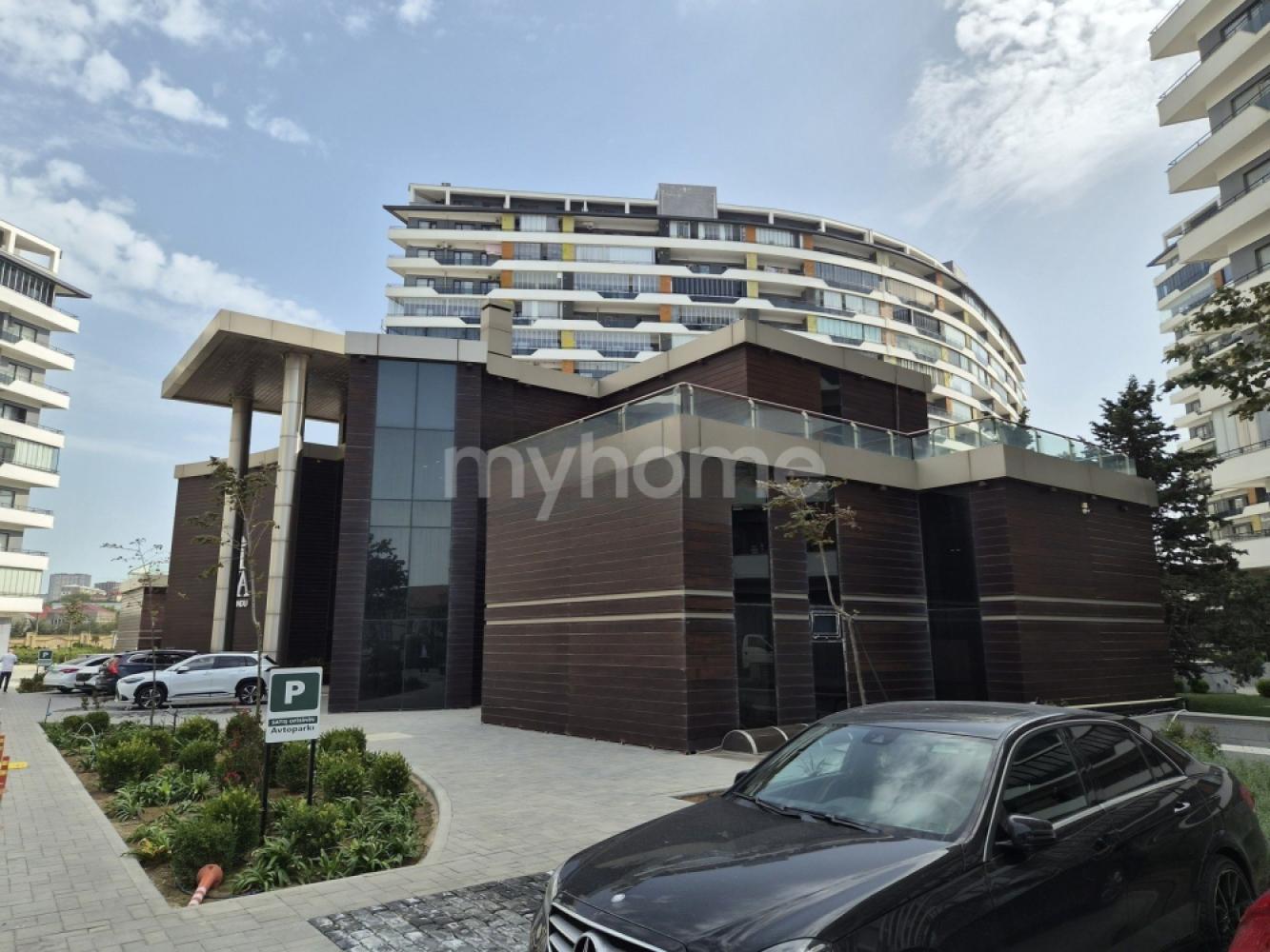Binəqədi qəsəbəsi 73m² mənzil satılır