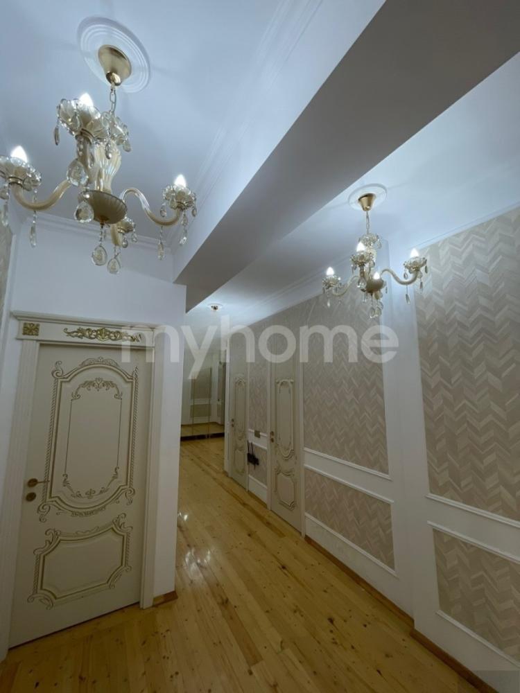 Xətai qəsəbəsi 155m² mənzil kirayə verilir