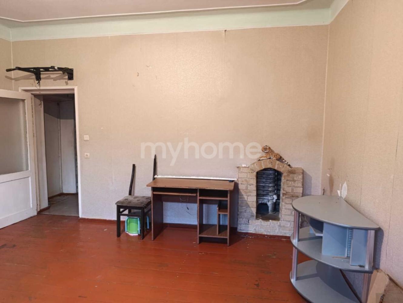 Suraxanı qəsəbəsi 50m² mənzil satılır