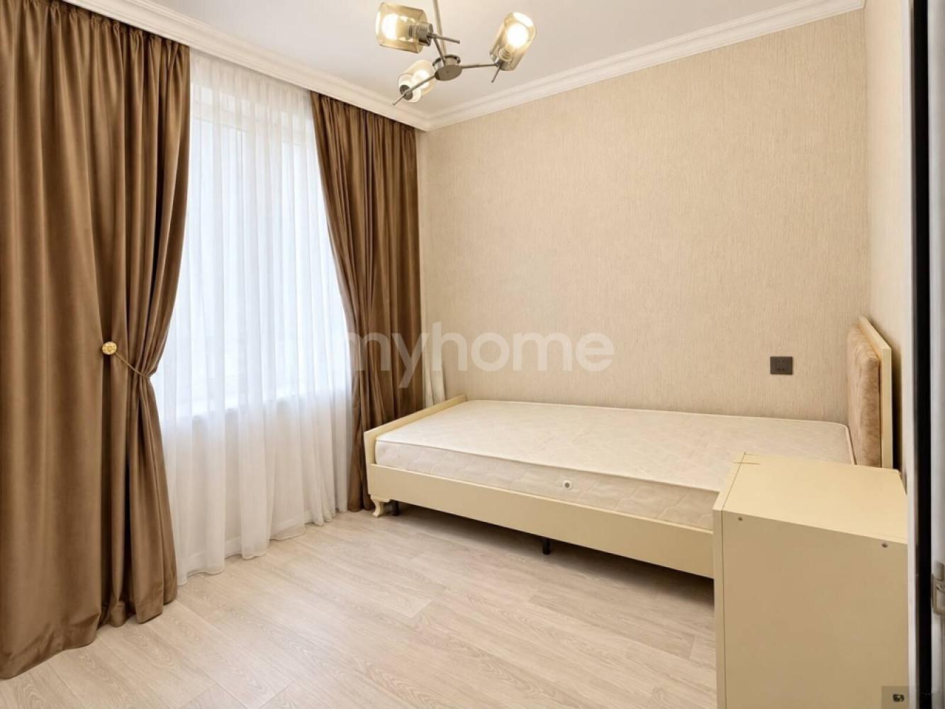 Bakı şəhəri 60m² mənzil kirayə verilir