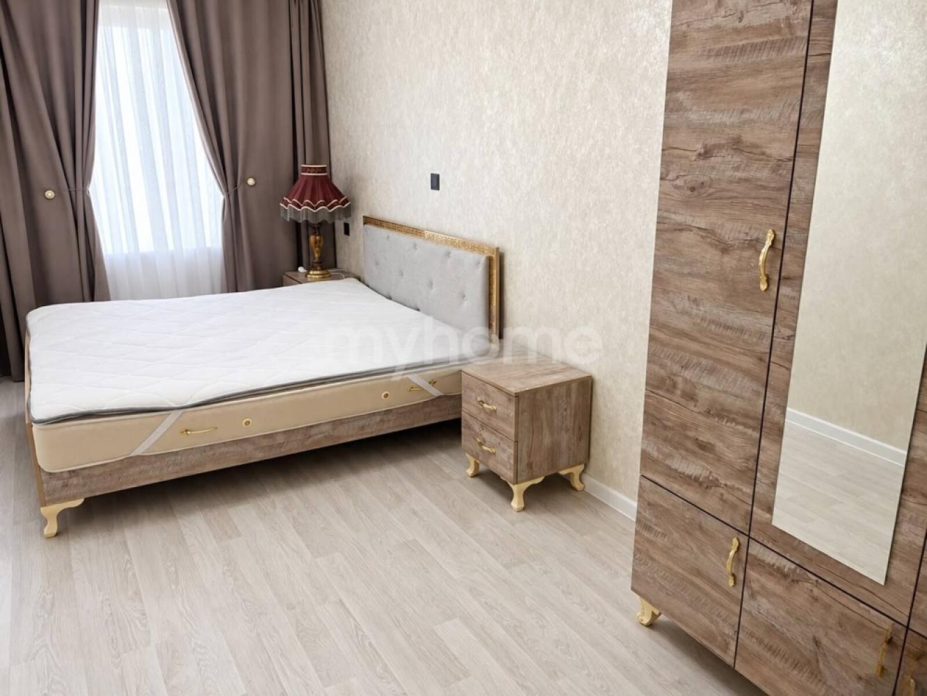 Bakı şəhəri 60m² mənzil kirayə verilir