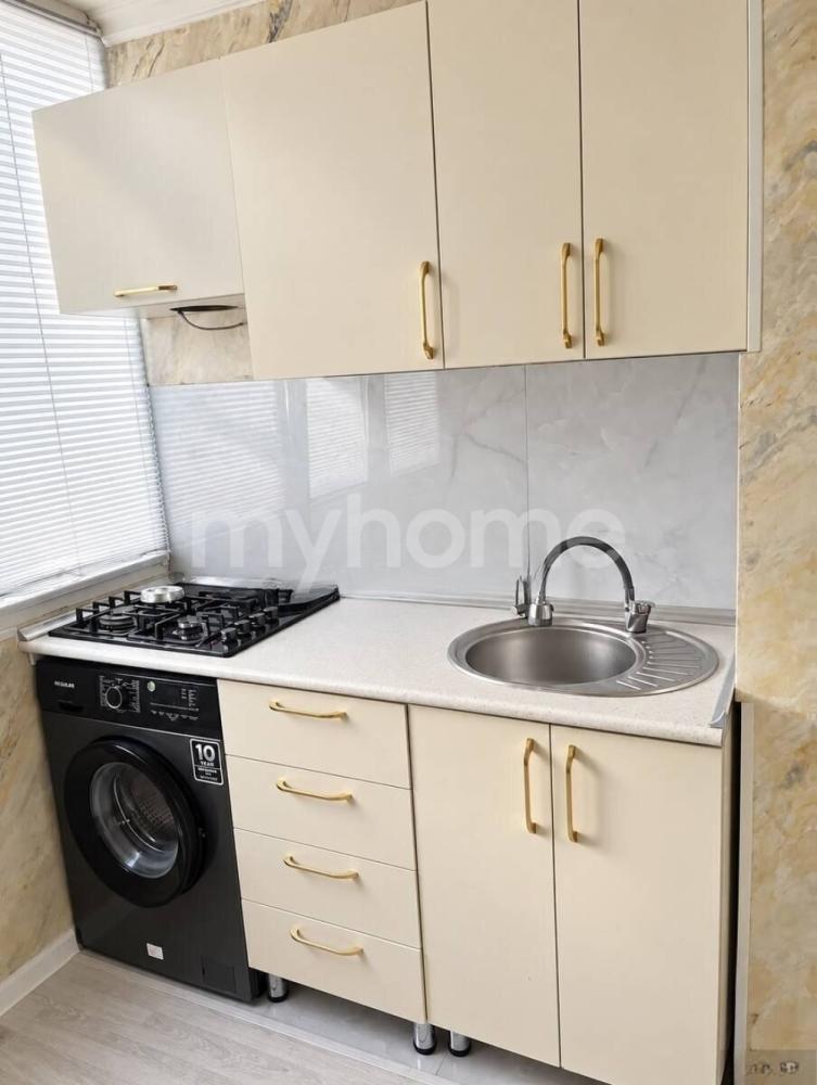 Bakı şəhəri 60m² mənzil kirayə verilir