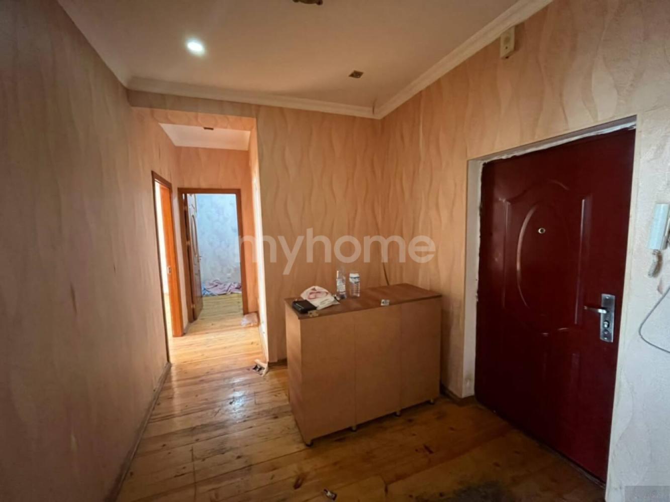 Bakı şəhəri 100m² mənzil kirayə verilir