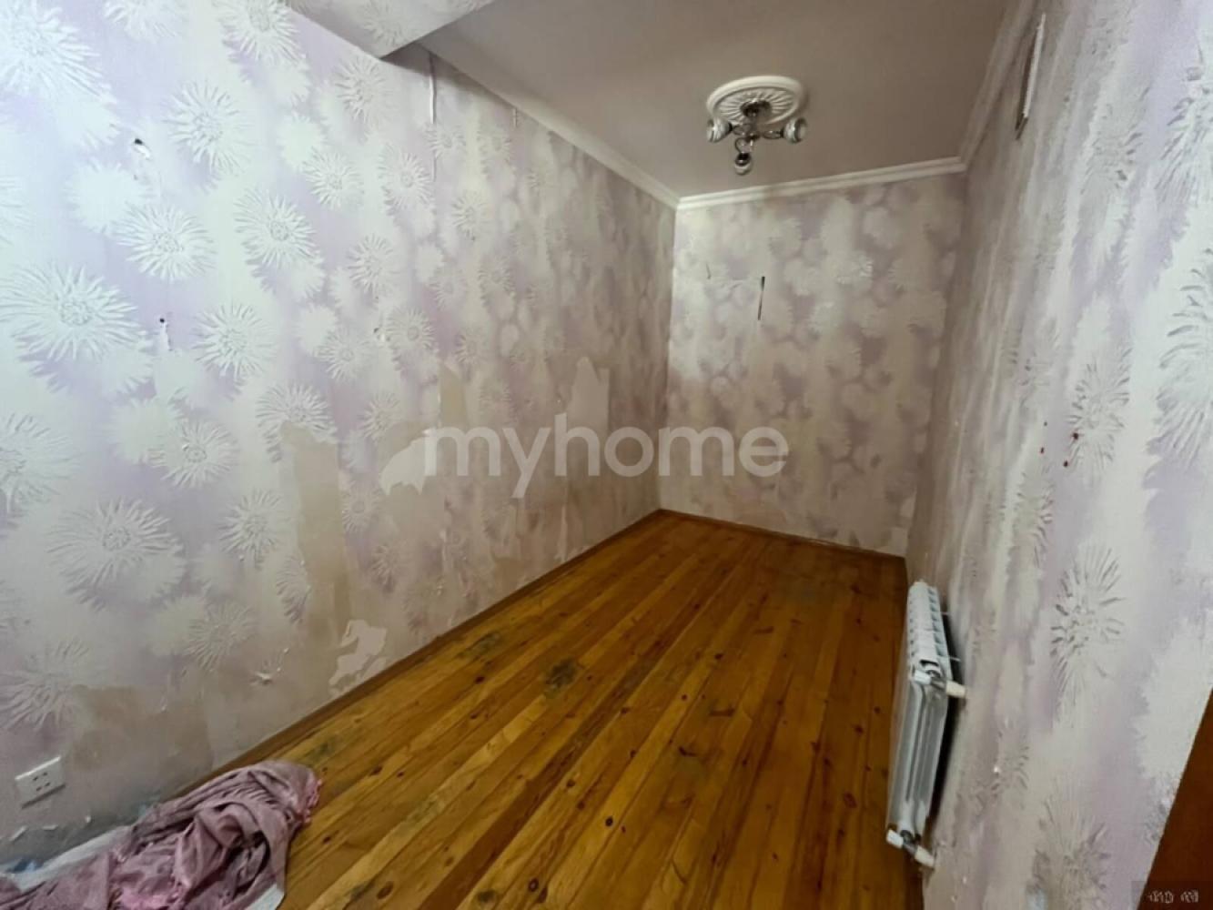 Bakı şəhəri 100m² mənzil kirayə verilir