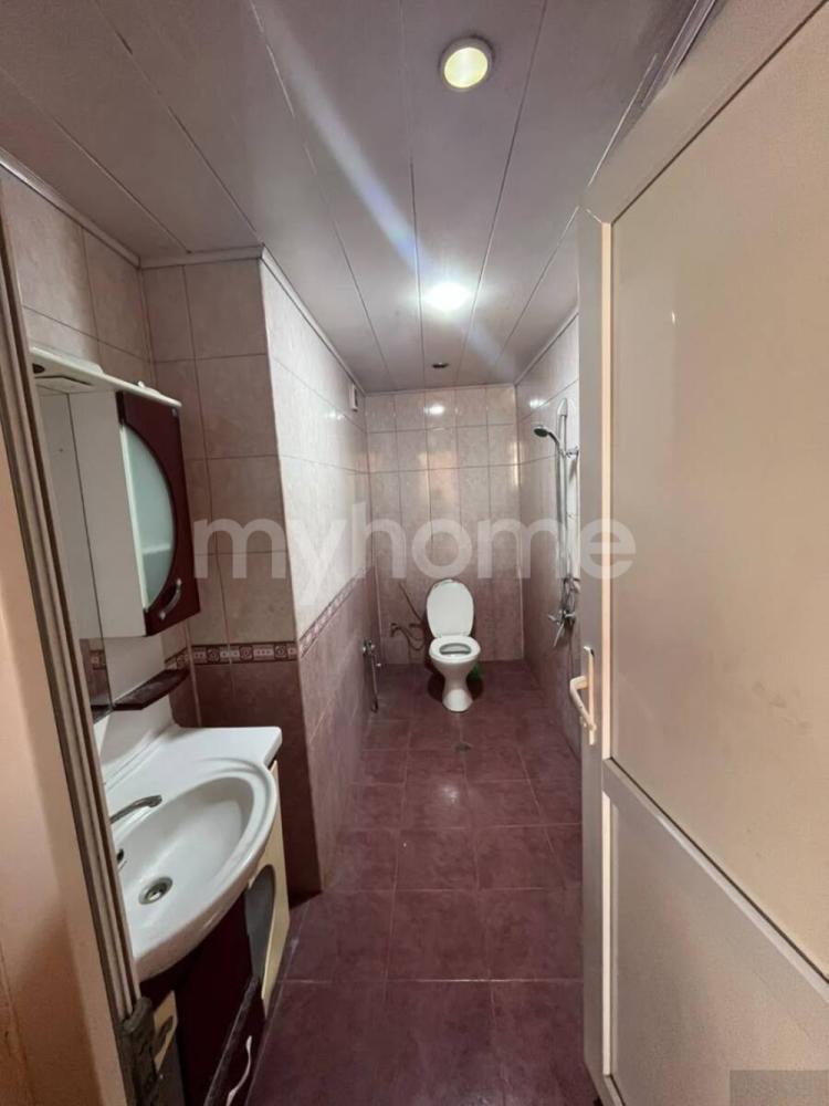 Bakı şəhəri 100m² mənzil kirayə verilir