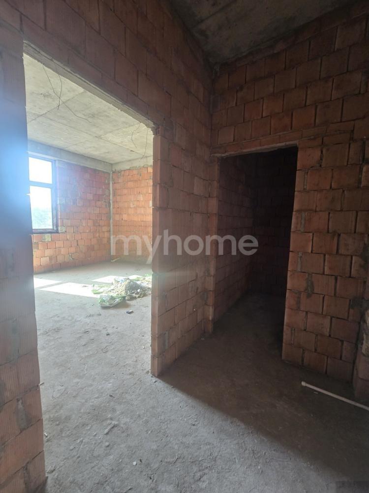 Bakı şəhəri 68m² mənzil satılır