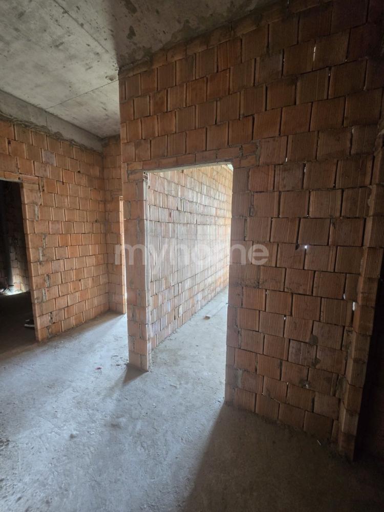 Bakı şəhəri 68m² mənzil satılır