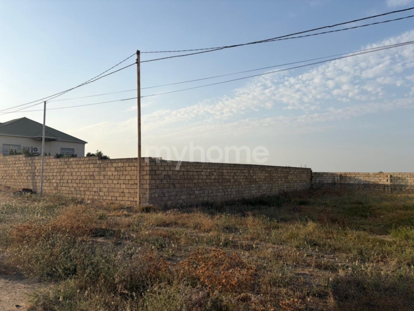 Bakı şəhəri torpaq satılır