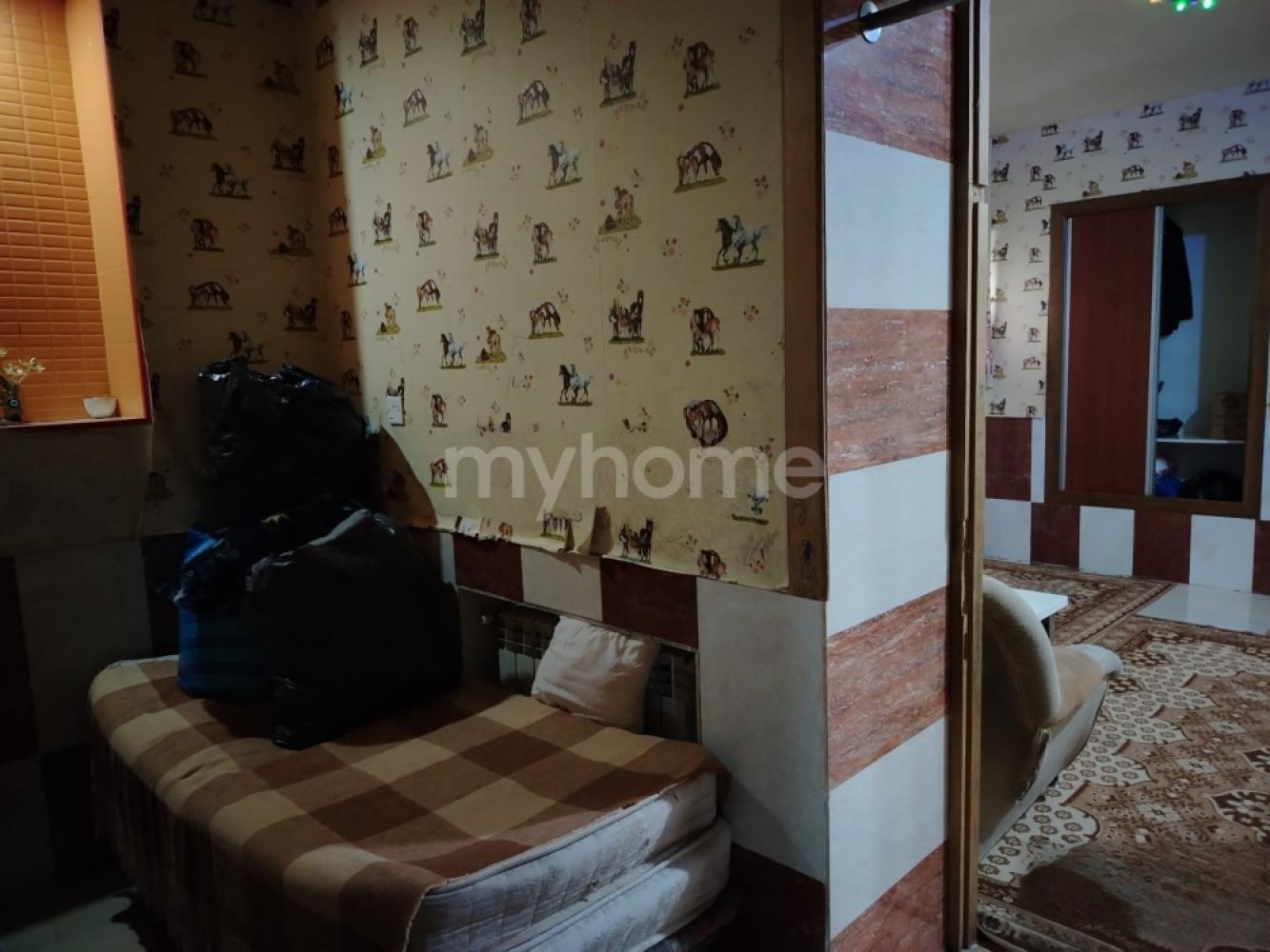 Bakı şəhəri 60m² mənzil kirayə verilir