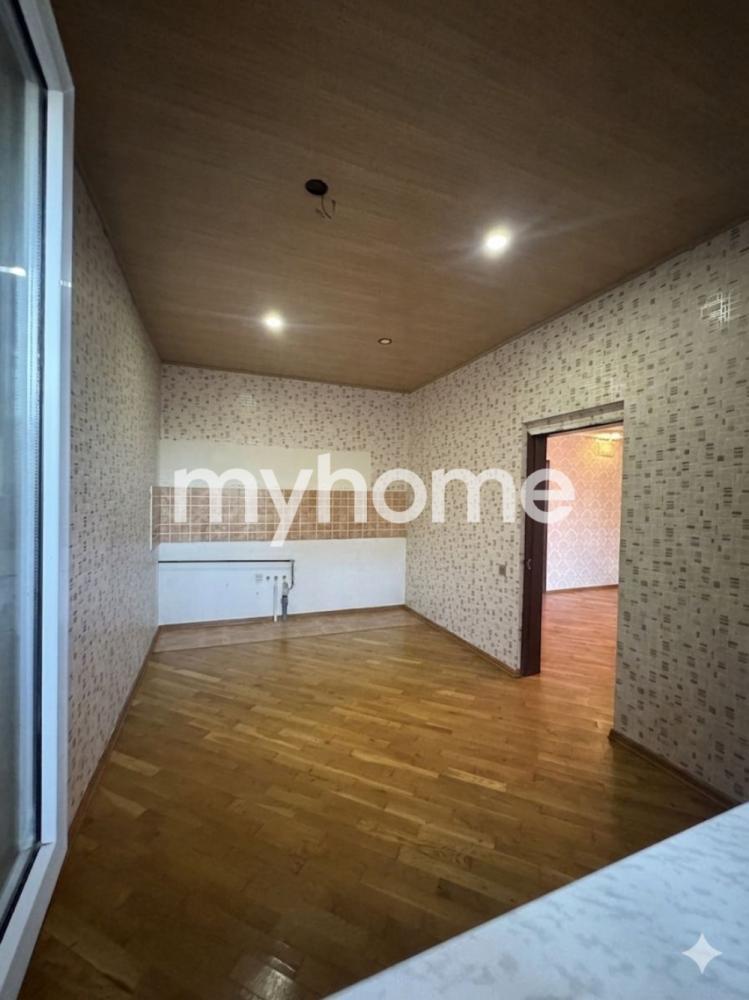 Zığ qəsəbəsində 110m² həyət evi satılır Zığ qəsəbəsində 110m² həyət evi satılır
