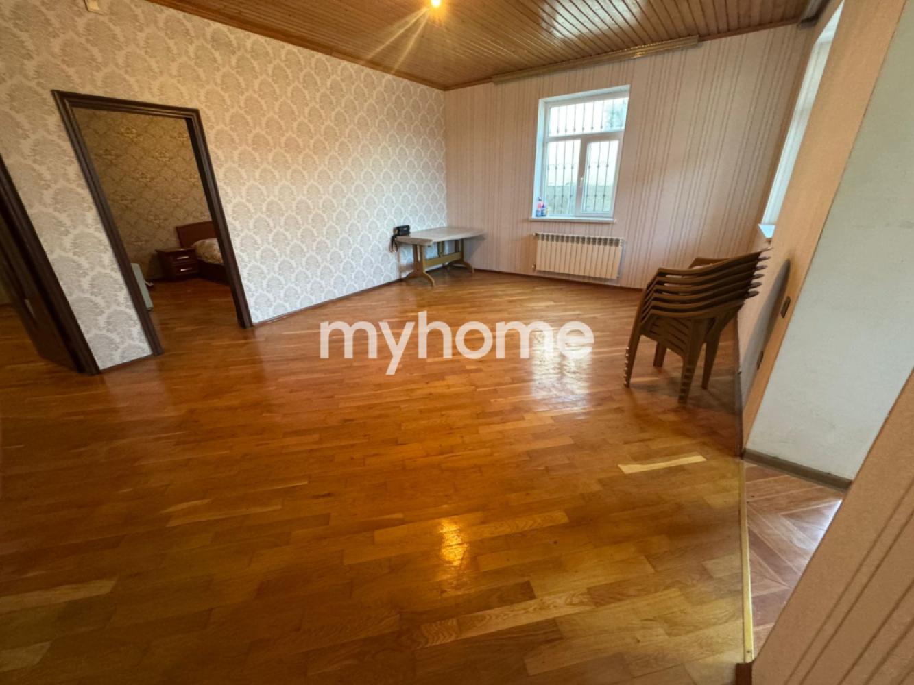 Zığ qəsəbəsində 110m² həyət evi satılır Zığ qəsəbəsində 110m² həyət evi satılır