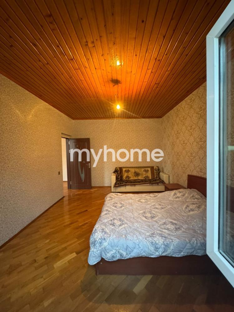 Zığ qəsəbəsində 110m² həyət evi satılır Zığ qəsəbəsində 110m² həyət evi satılır