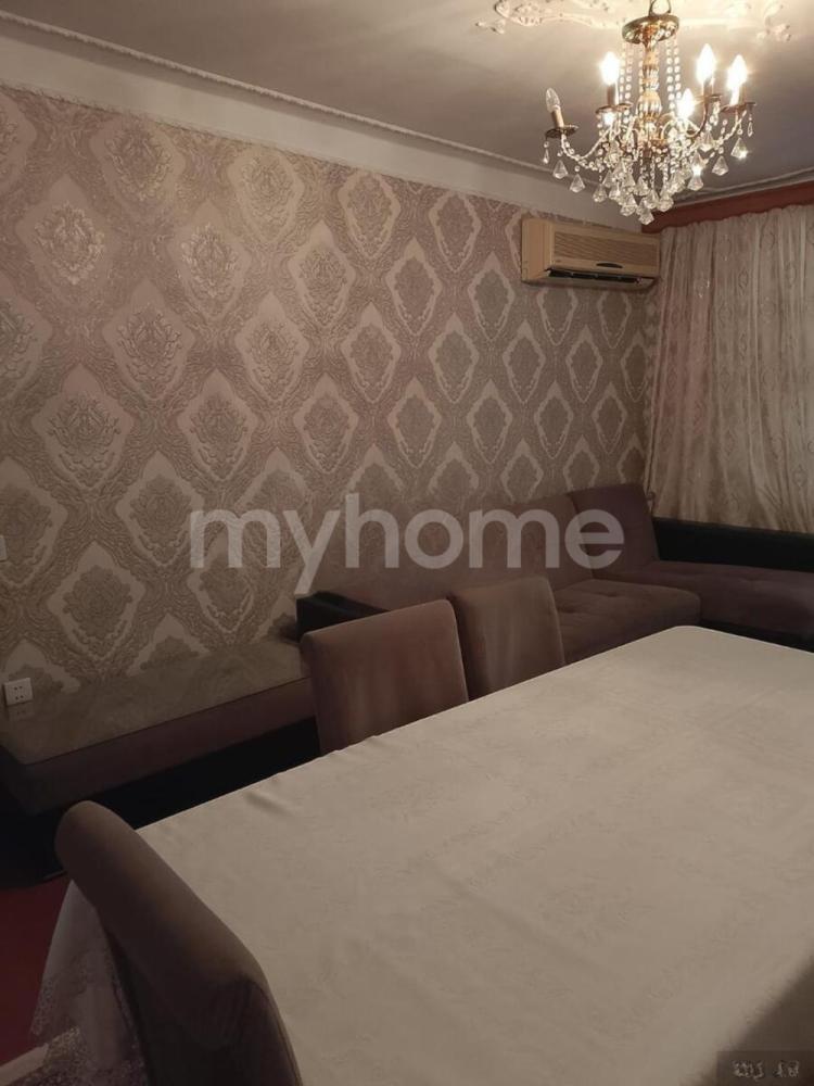 Bakı şəhəri 60m² mənzil satılır