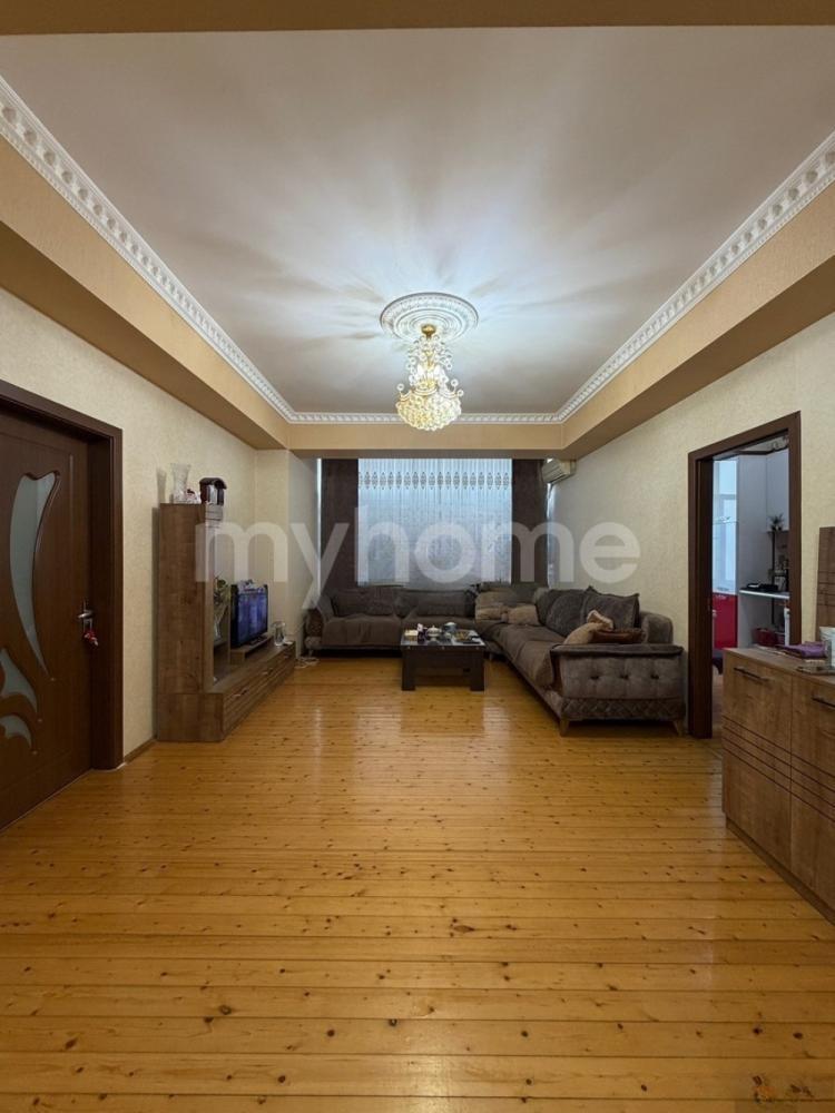 Masazır qəsəbəsi 86m² mənzil satılır