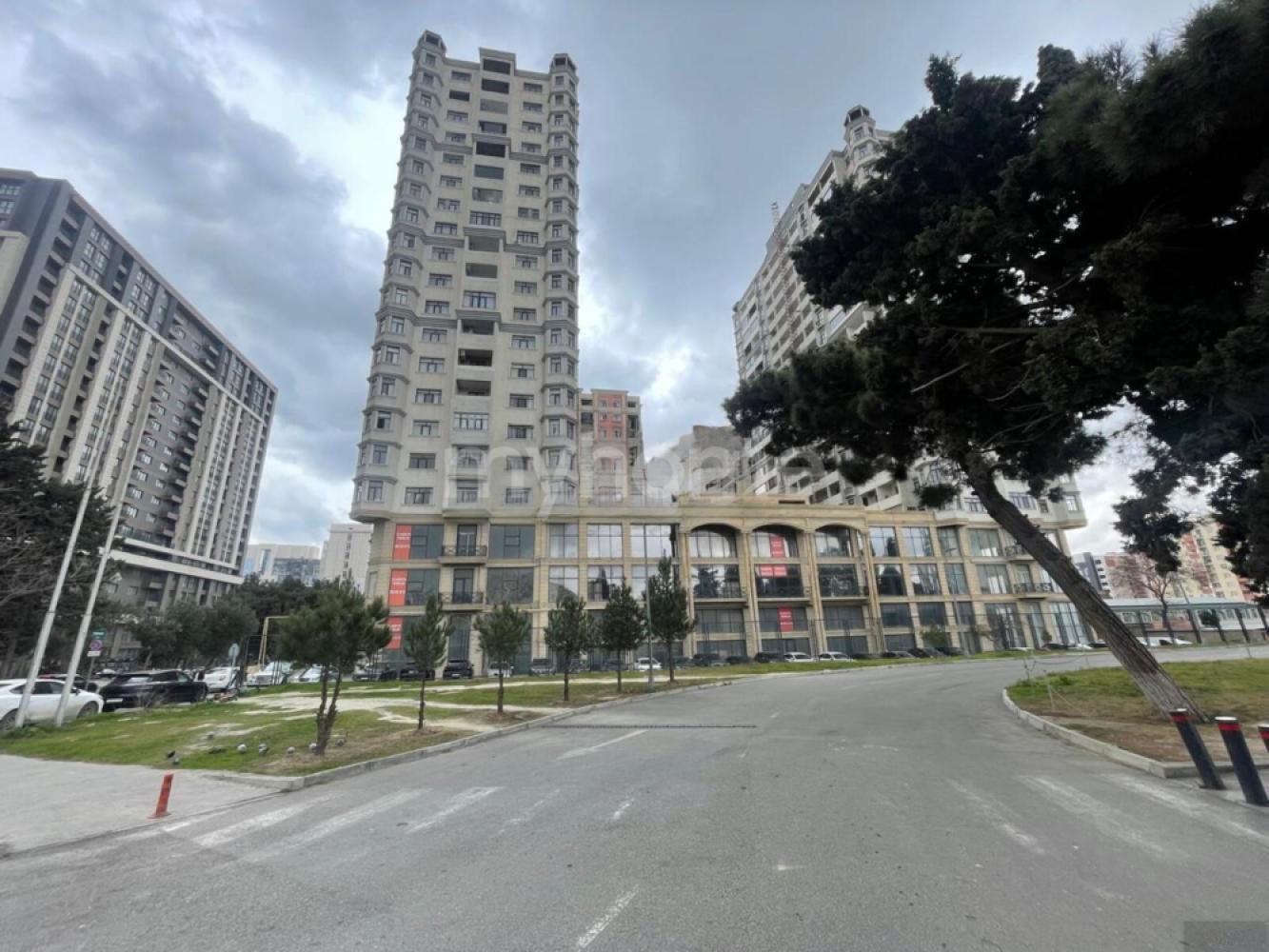 Bakı şəhəri 93m² mənzil satılır