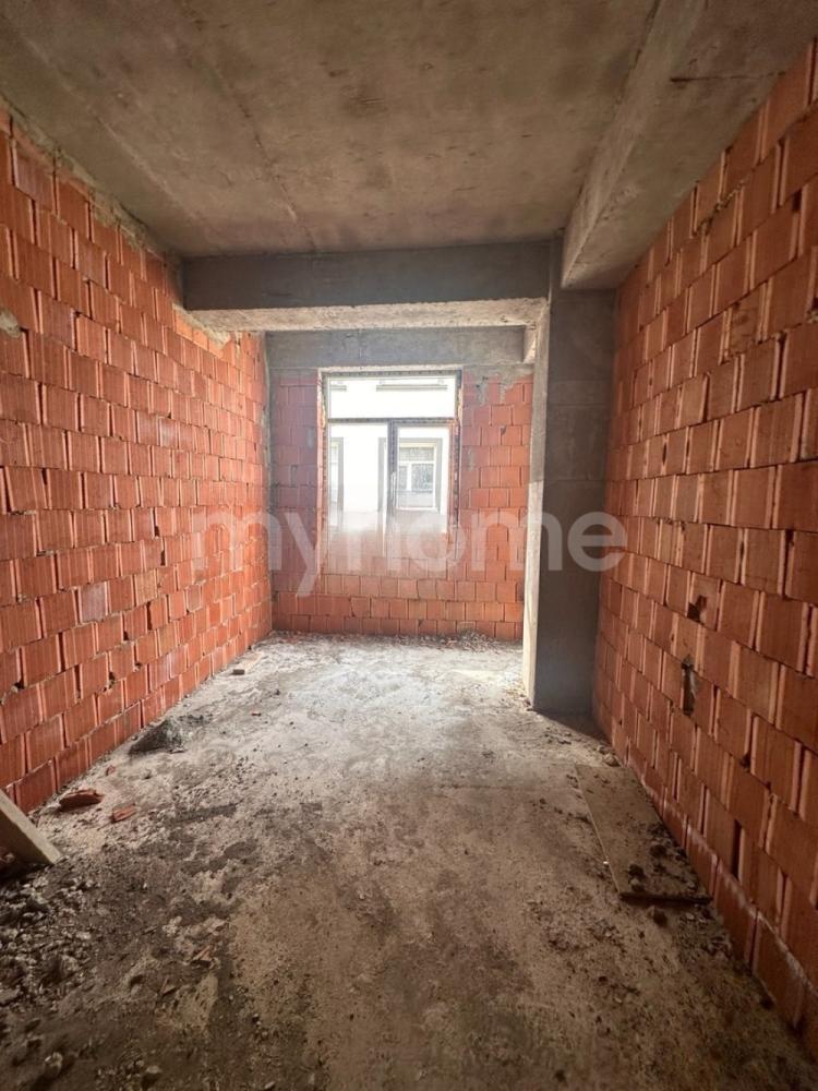 Masazır qəsəbəsi 86m² mənzil satılır
