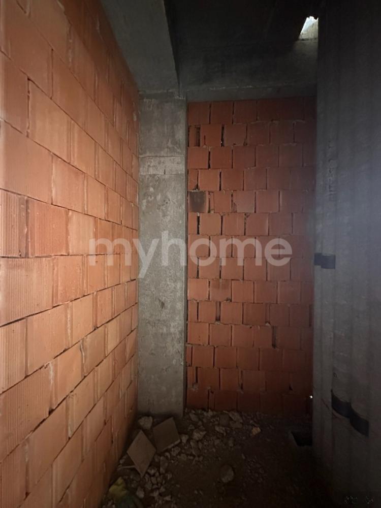 Masazır qəsəbəsi 86m² mənzil satılır